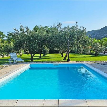 Holiday Home Natura With Private Pool 莫斯塔尔 外观 照片