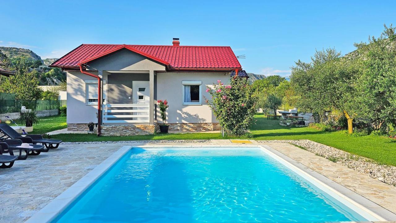 Holiday Home Natura With Private Pool 莫斯塔尔 外观 照片