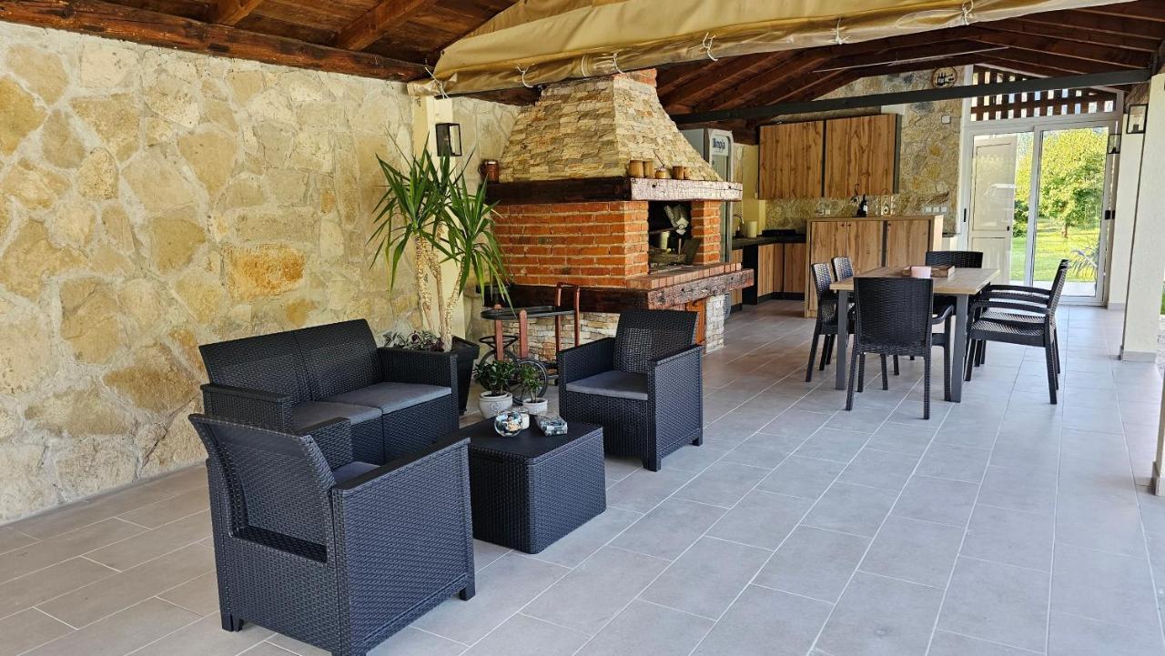 Holiday Home Natura With Private Pool 莫斯塔尔 外观 照片